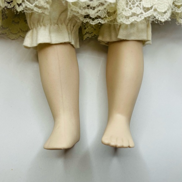 11” Porcelain / Bisque Doll - Picture 11 of 13